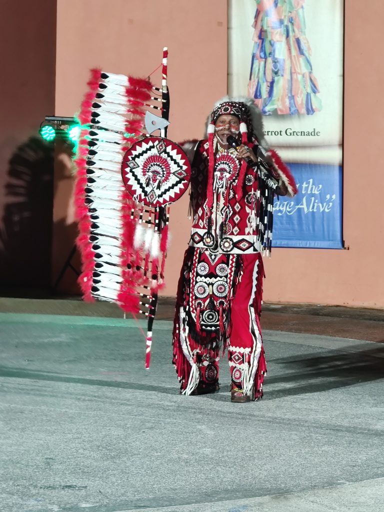 May be an image of text that says 'rrotGrenade crro Grenade 聞城 the. !иpAe Α Alive'