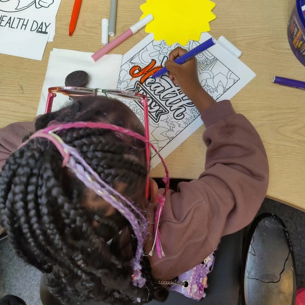 May be an image of studying and text that says "EALTH DAY deatio PY 八 ealin"